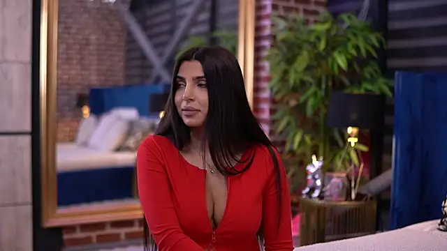 Snapshot of NicoleCellini chatting on November 16, 6:57 pm NicoleCellini online show from November 16, 6:57 pm