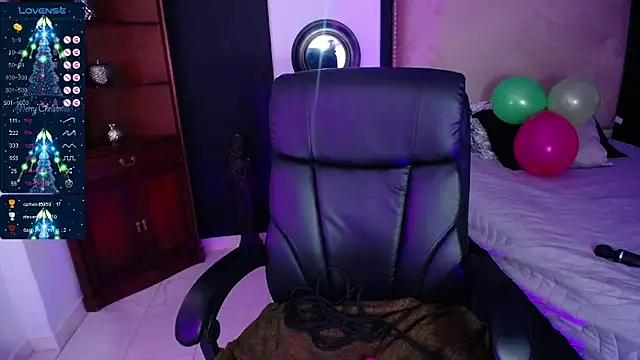 Snapshot of lia_huan chatting on December 26, 5:08 pm lia huan online show from December 26, 5:08 pm