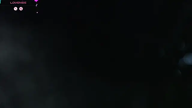 Snapshot of lia_huan chatting on February 22, 10:52 pm lia huan online show from February 22, 10:52 pm