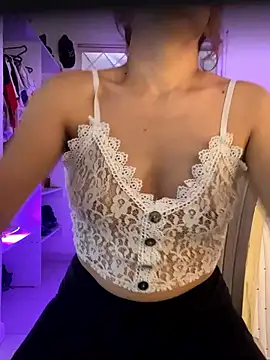 Snapshot of lia_huan chatting on September 30, 2:11 pm lia huan online show from September 30, 2:11 pm