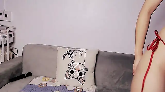 Snapshot of phuong-anh1709 chatting on December 3, 7:23 pm phuong-anh1709 online show from December 3, 7:23 pm