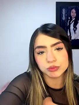 Snapshot of Amelia_Honney_ chatting on October 13, 5:35 pm Amelia Honney online show from October 13, 5:35 pm