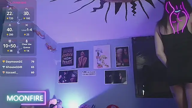 moonfiredancer online show from January 13, 2:50 am