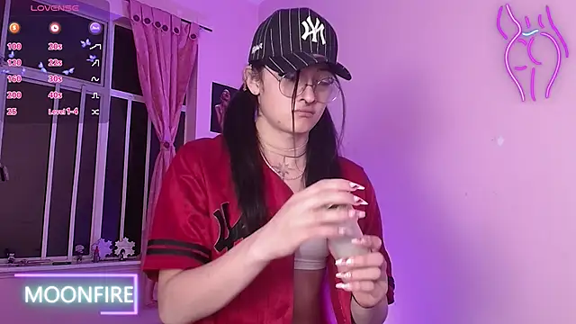 moonfiredancer online show from February 22, 6:17 am