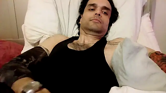 Snapshot of GForceSavage chatting on November 30, 1:31 am GForceSavage online show from November 30, 1:31 am