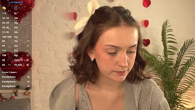 Snapshot of c_shark chatting on February 7, 9:15 pm c shark online show from February 7, 9:15 pm