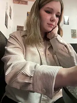 Snapshot of PumaShyXD chatting on December 3, 11:55 am PumaShyXD online show from December 3, 11:55 am