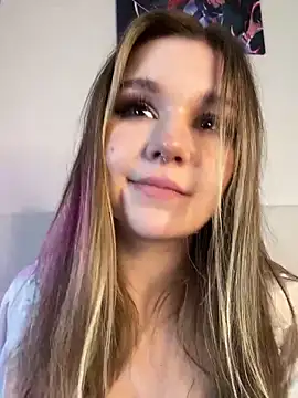 Snapshot of PumaShyXD chatting on March 8, 11:37 am PumaShyXD online show from March 8, 11:37 am