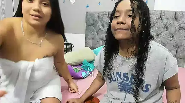 Snapshot of Alejandra_evanss chatting on March 16, 7:37 am Alejandra evanss online show from March 16, 7:37 am