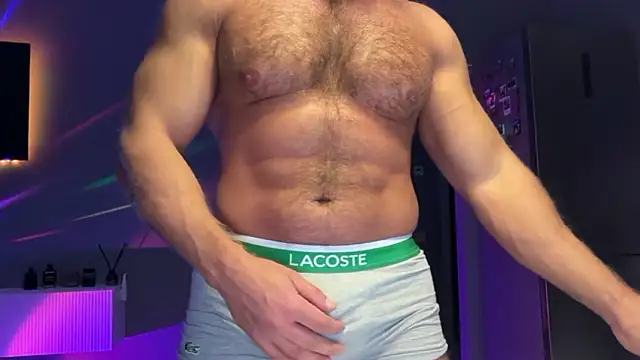 Snapshot of KarlosRichi chatting on January 16, 6:23 pm KarlosRichi online show from January 16, 6:23 pm