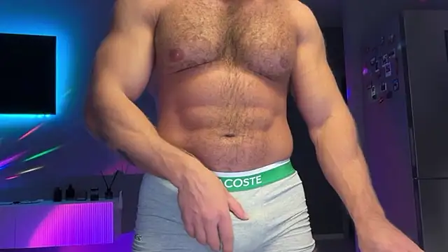 Snapshot of KarlosRichi chatting on February 2, 2:27 pm KarlosRichi online show from February 2, 2:27 pm