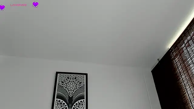 VeronicaTonu online show from November 14, 2:05 pm