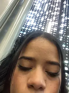 alexahoot10 online show from January 8, 9:34 pm