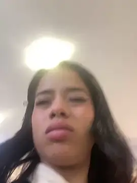 alexahoot10 online show from January 16, 9:08 pm