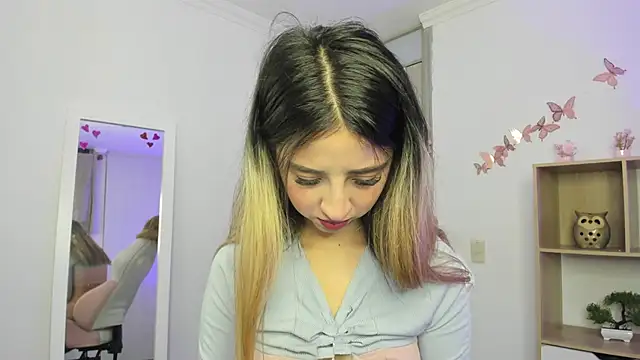 Snapshot of Natasna2 chatting on February 11, 4:11 am Natasna2 online show from February 11, 4:11 am