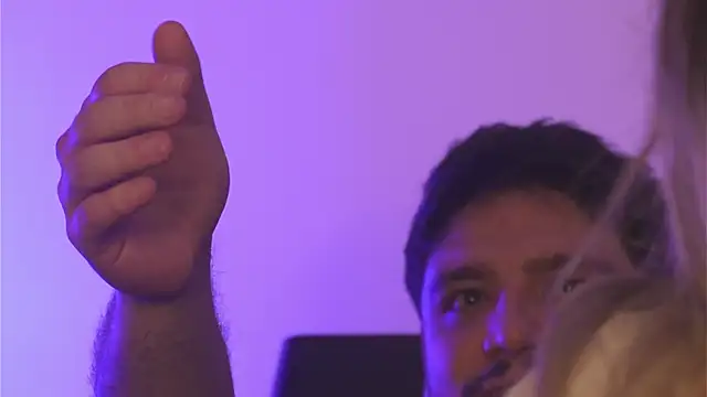 Snapshot of Natasna2 chatting on October 30, 6:04 am Natasna2 online show from October 30, 6:04 am