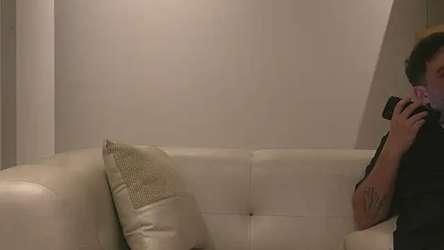 Snapshot of Natasna2 chatting on November 19, 5:40 am Natasna2 online show from November 19, 5:40 am