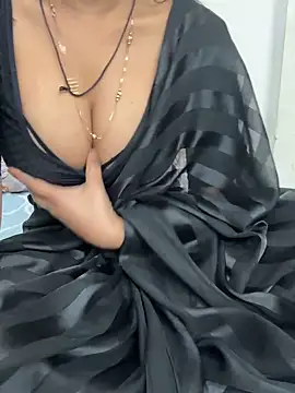 Snapshot of AASHI66 chatting on March 7, 3:39 pm AASHI66 online show from March 7, 3:39 pm