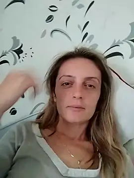 Snapshot of SophyGirl chatting on October 2, 10:44 am SophyGirl online show from October 2, 10:44 am