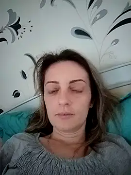 Snapshot of SophyGirl chatting on December 2, 12:21 pm SophyGirl online show from December 2, 12:21 pm