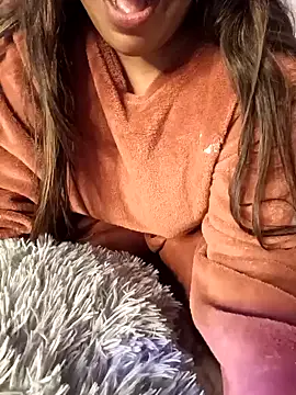 Snapshot of Jessicca_Cum chatting on January 6, 4:34 pm Jessicca Cum online show from January 6, 4:34 pm