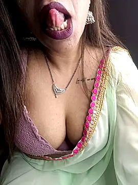 Snapshot of Jessicca_Cum chatting on September 26, 7:07 pm Jessicca Cum online show from September 26, 7:07 pm