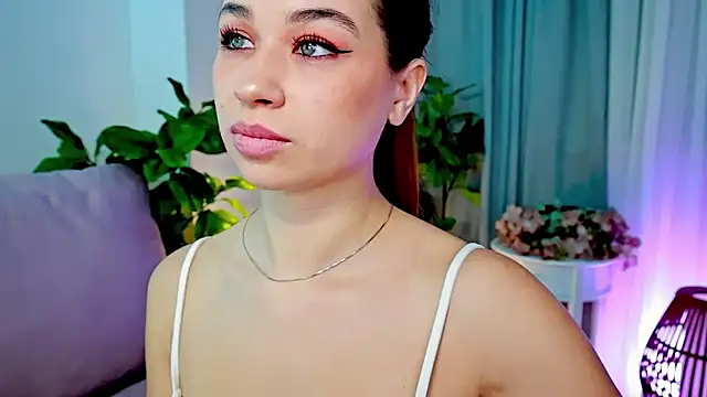 divetagrace online show from February 18, 8:49 pm