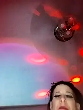 Snapshot of michele462 chatting on September 26, 5:11 am michele462 online show from September 26, 5:11 am