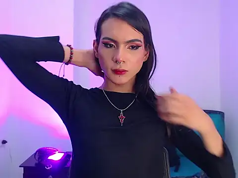 lilithnyx333 online show from May 22, 9:26 am