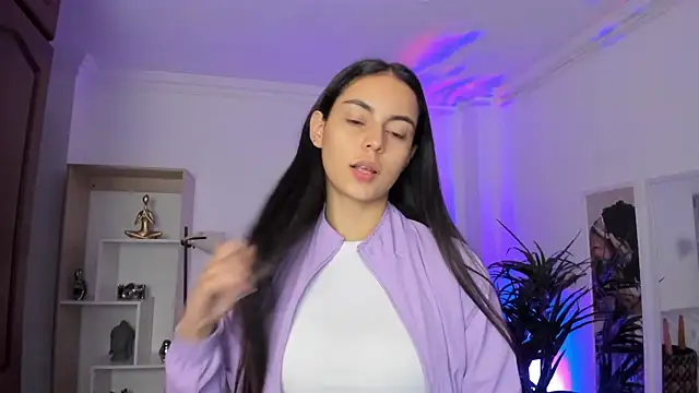 Aleejaa   online show from March 18, 11:19 am