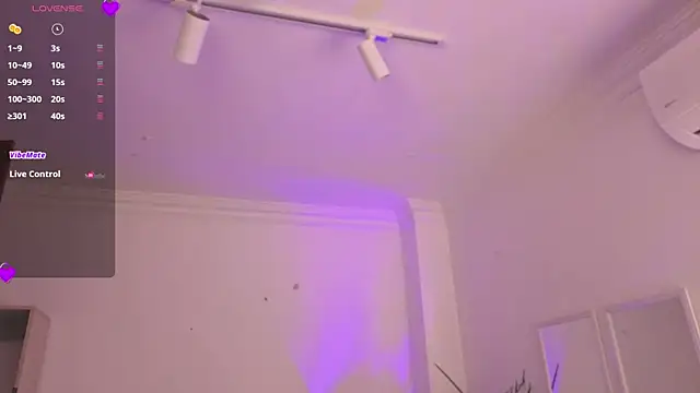 Aleejaa   online show from April 18, 11:36 am