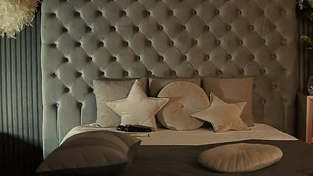 AmelyNoir online show from February 27, 5:45 am