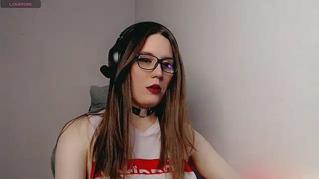 Snapshot of tracy_cooper chatting on January 29, 11:09 am tracy cooper online show from January 29, 11:09 am