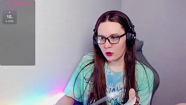 Snapshot of tracy_cooper chatting on November 30, 12:31 pm tracy cooper online show from November 30, 12:31 pm