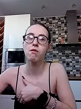 MartiniiSelenna online show from February 19, 6:44 am