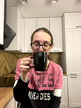 MartiniiSelenna online show from September 20, 5:52 am