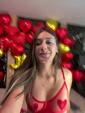 Snapshot of Rose-euphoria chatting on February 15, 7:28 pm Rose-euphoria online show from February 15, 7:28 pm