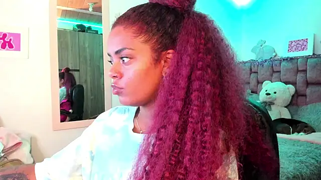 ladyrd1 online show from December 21, 9:55 am