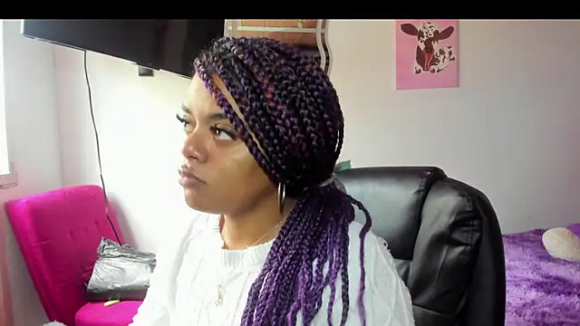 ladyrd1 online show from November 28, 8:11 pm