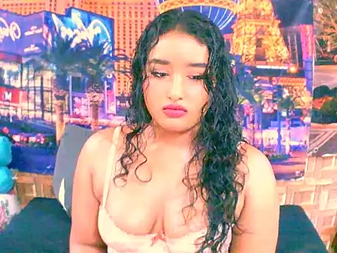 Snapshot of IndianAngel4u chatting on October 17, 6:27 am IndianAngel4u online show from October 17, 6:27 am