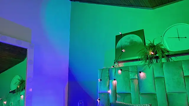 alaia-rogers online show from October 17, 11:35 am