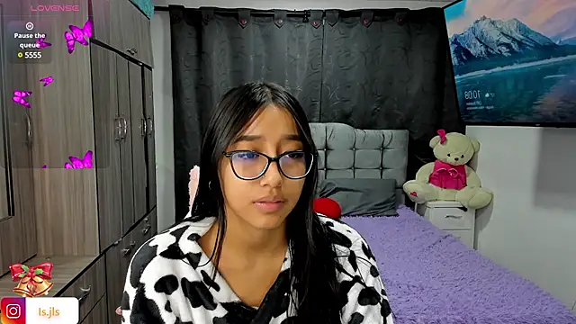 isa bellaa0 online show from January 6, 3:09 am