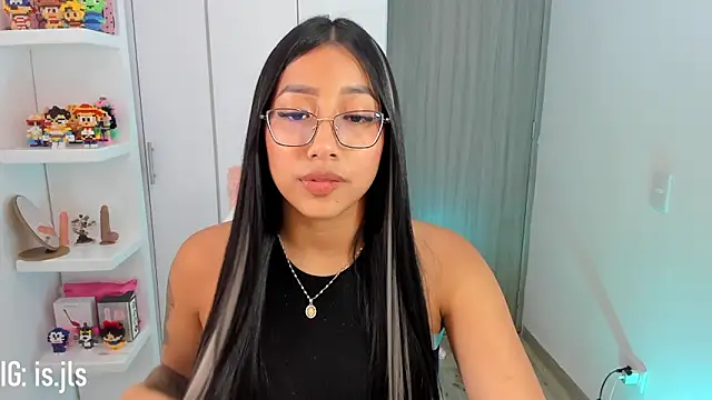 isa bellaa0 online show from September 23, 4:04 am