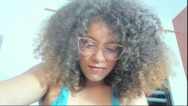 Snapshot of Ada_gales_ chatting on December 4, 3:49 am Ada gales online show from December 4, 3:49 am