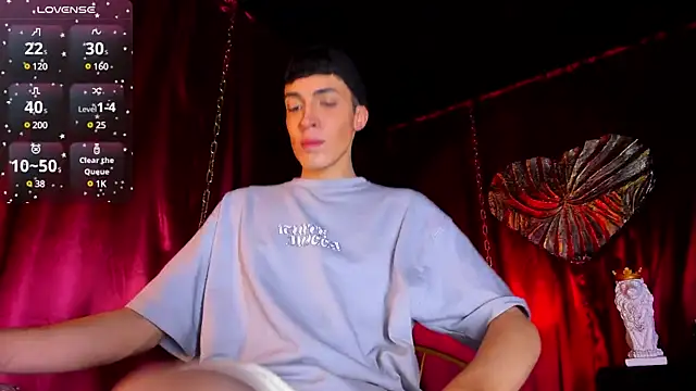 Snapshot of Angel_Snowhotxxx chatting on January 12, 11:07 am Angel Snowhotxxx online show from January 12, 11:07 am