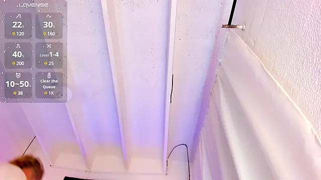 Snapshot of Angel_Snowhotxxx chatting on February 27, 10:59 am Angel Snowhotxxx online show from February 27, 10:59 am