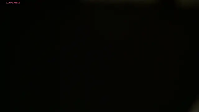 IceDanielles online show from February 6, 1:36 pm