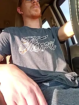 Snapshot of REDHAMMER_ chatting on November 4, 9:14 pm REDHAMMER online show from November 4, 9:14 pm