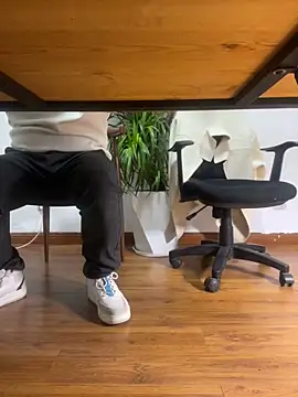 Annabody online show from December 27, 4:10 pm