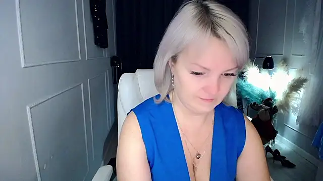 Juarnea online show from January 11, 11:15 am